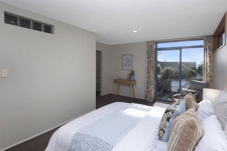 Photo of property in 42c Valley Road, Cashmere, Christchurch, 8022