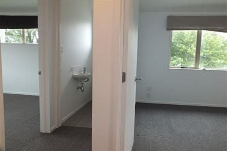 Photo of property in 1/65 Brockworth Place, Riccarton, Christchurch, 8011