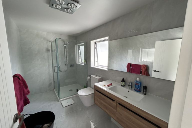 Photo of property in 19 St Claire Road, Silverdale, 0932