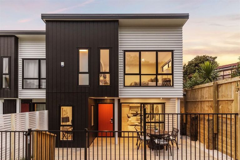 Photo of property in 76b Salamanca Road, Sunnynook, Auckland, 0620