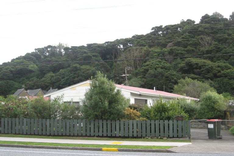 Photo of property in 31 Ruahine Street, Paraparaumu, 5032