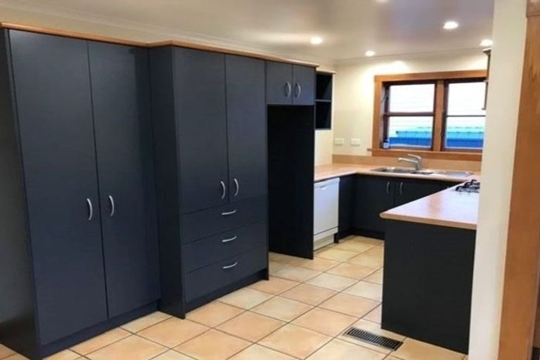 Photo of property in 31 Hardy Street, Waterloo, Lower Hutt, 5011