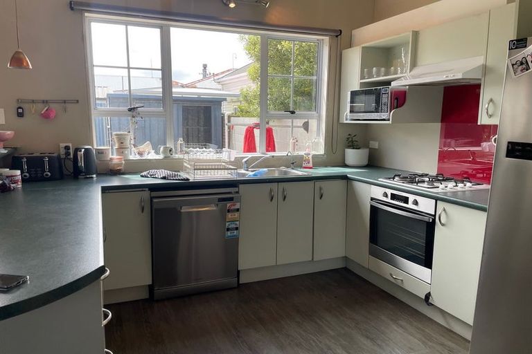 Photo of property in 21 Dick Street, South Dunedin, Dunedin, 9012