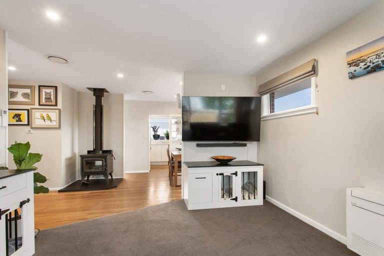 Photo of property in 65 Prestons Road, Redwood, Christchurch, 8051