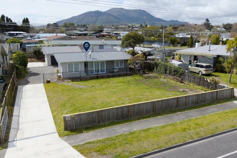 Photo of property in 3 Rotokawa Street, Taupo, 3330