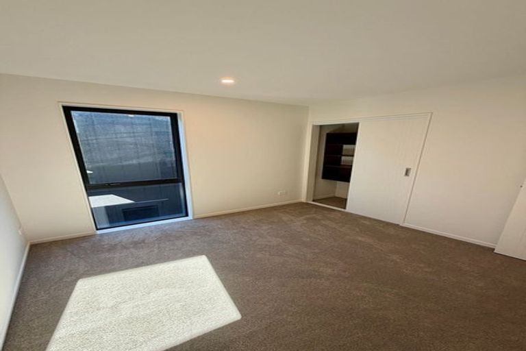 Photo of property in 9/299 Te Taruna Drive, Wainui, 0932