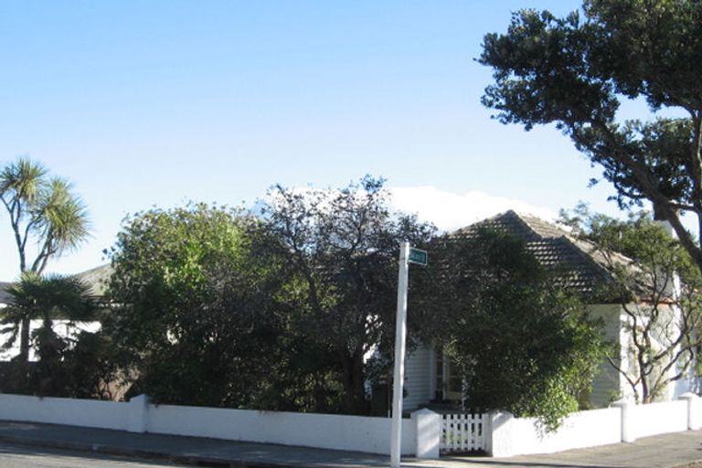 Photo of property in 200 Muritai Road, Eastbourne, Lower Hutt, 5013