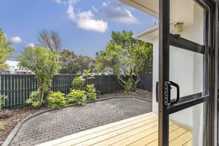 Photo of property in 2/217 Barrington Street, Somerfield, Christchurch, 8024