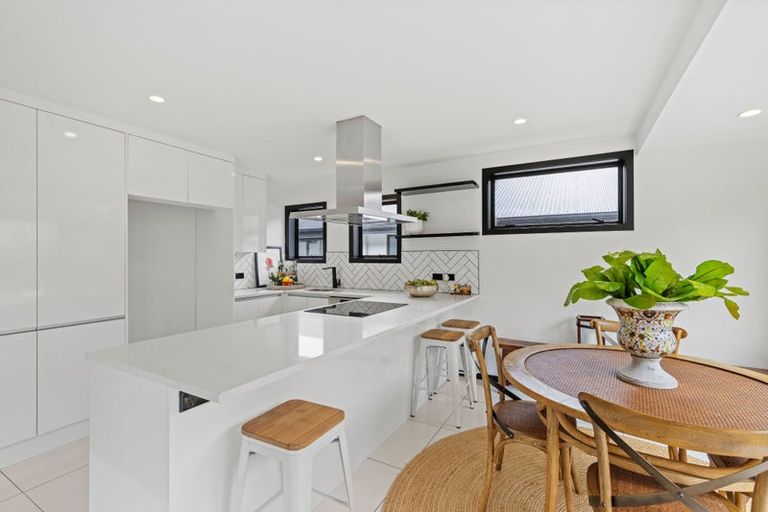 Photo of property in 1/18 Blighs Road, Strowan, Christchurch, 8052