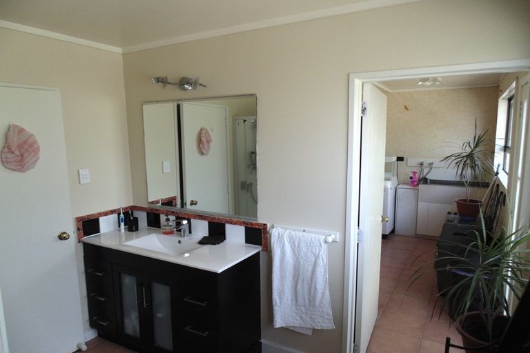 Photo of property in 34 Seaforth Avenue, Milson, Palmerston North, 4414