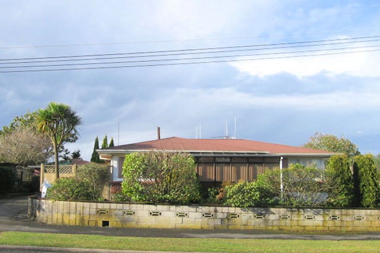 Photo of property in 5 Anderson Road, Deanwell, Hamilton, 3206