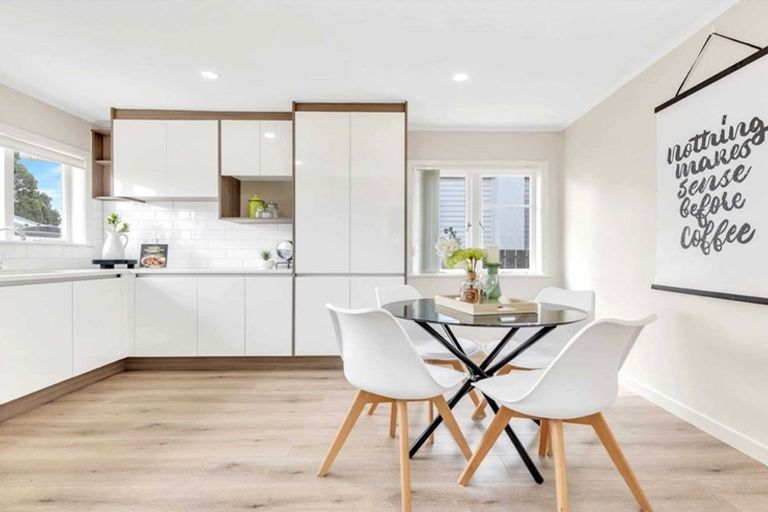 Photo of property in 1/160 Porchester Road, Papakura, 2110
