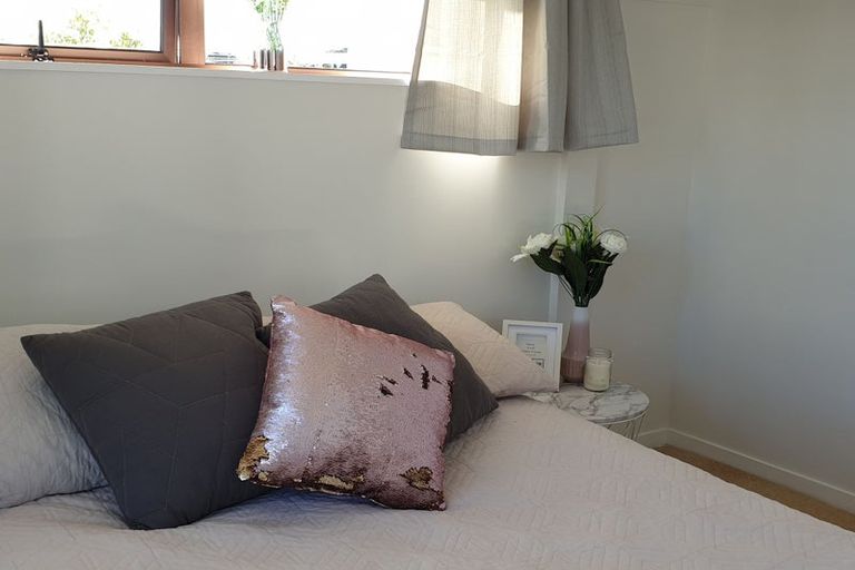 Photo of property in 3 Quinn Grove, Ranui, Porirua, 5024