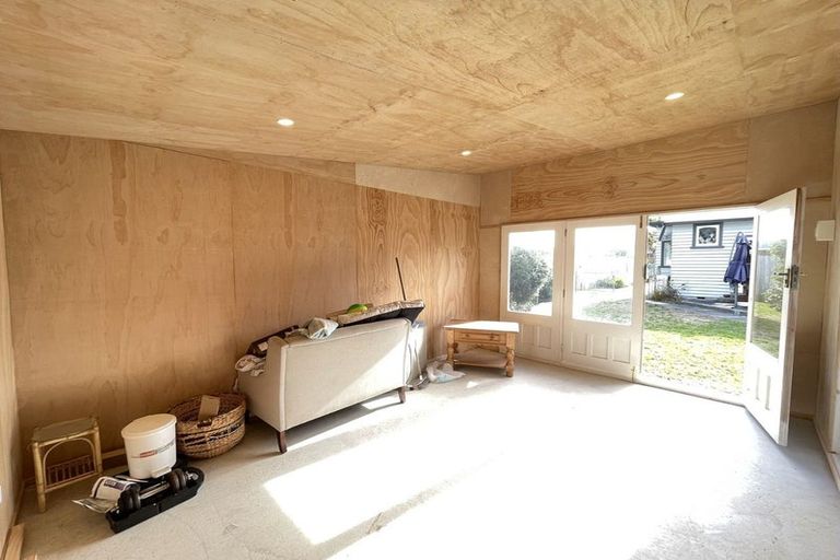 Photo of property in 198 Estuary Road, South New Brighton, Christchurch, 8062