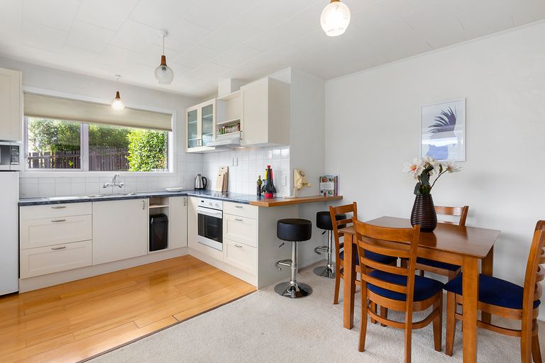 Photo of property in 214 Larnach Road, Waverley, Dunedin, 9013