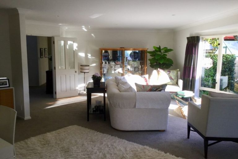 Photo of property in 10 Cove Lane, Mount Wellington, Auckland, 1060