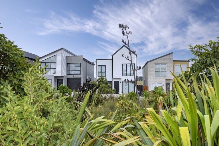 Photo of property in 12 Berba Lane, Westgate, Auckland, 0814