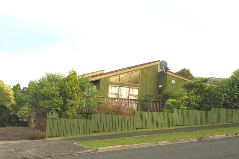 Photo of property in 128 Porritt Avenue, Chatswood, Auckland, 0626