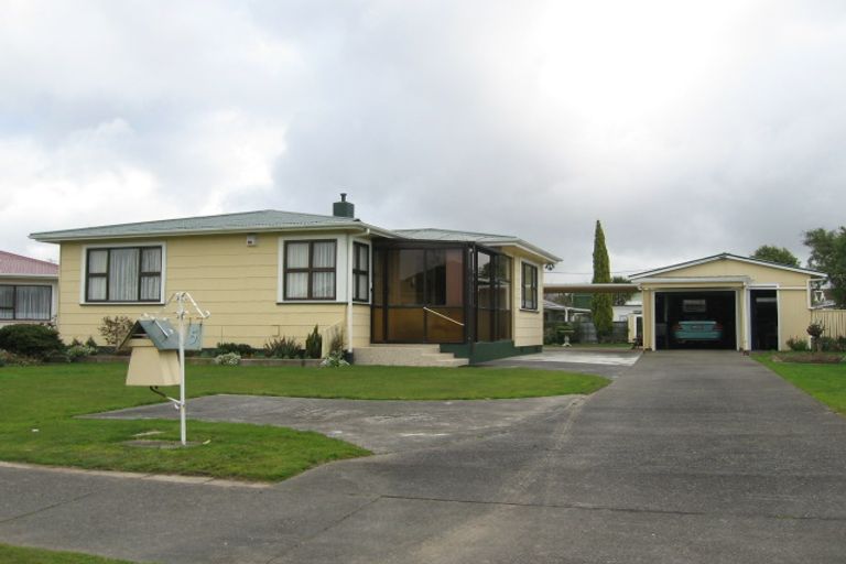 Photo of property in 5 Montgomery Street, Feilding, 4702