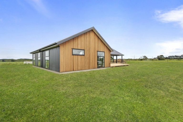 Photo of property in 61 Tennants Road, Bulls, 4894