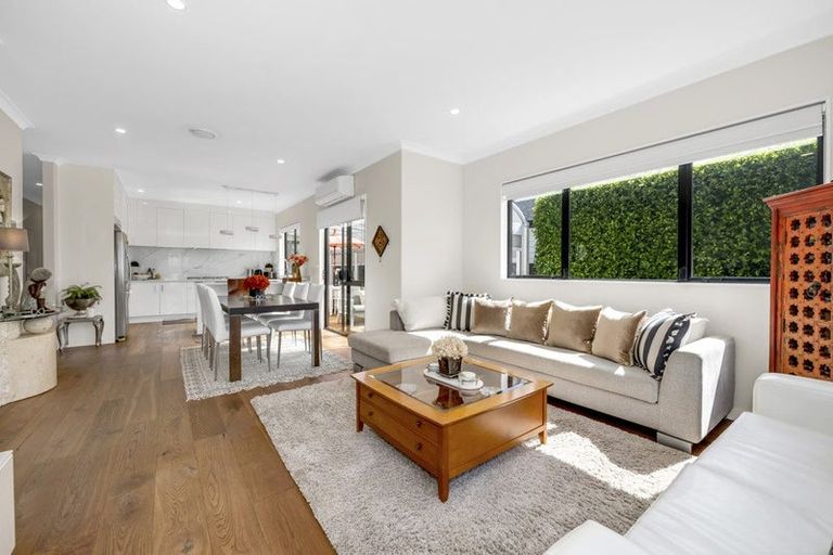 Photo of property in 8 Lavey Road, Flat Bush, Auckland, 2019