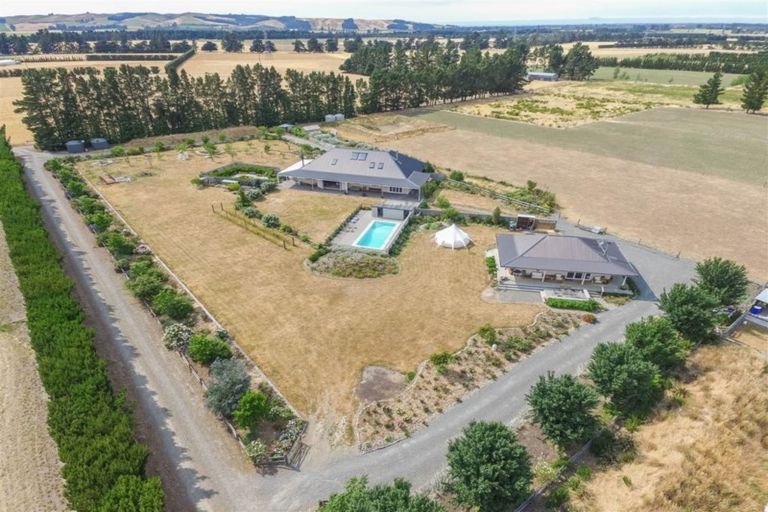 Photo of property in 319 Innes Road, Glasnevin, Amberley, 7482