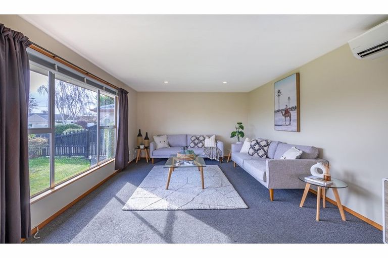 Photo of property in 48 Oldwood Street, Bishopdale, Christchurch, 8053