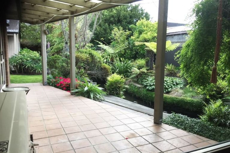 Photo of property in 275a Cranford Street, St Albans, Christchurch, 8052