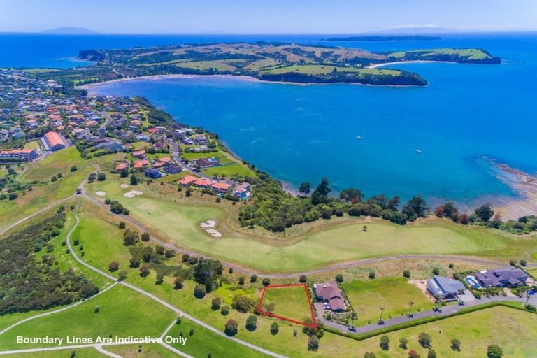 Photo of property in 30 Pacific Cliffs Drive, Gulf Harbour, Whangaparaoa, 0930