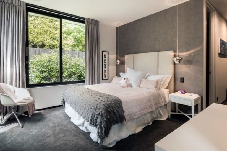 Photo of property in 138a Fendalton Road, Fendalton, Christchurch, 8052