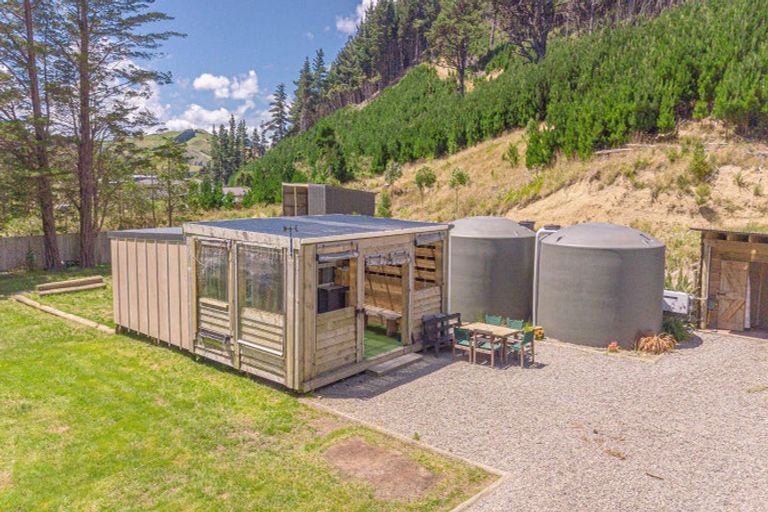 Photo of property in 11 Mclaughlin Drive, Tinui, 5889