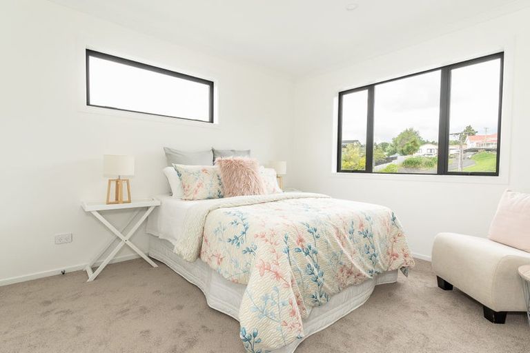 Photo of property in 1/4 Marama Street, Castor Bay, Auckland, 0620