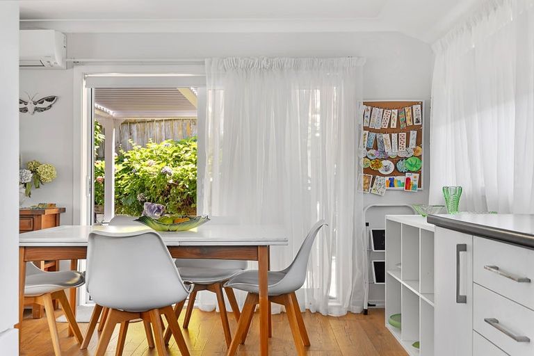 Photo of property in 30a Marvon Downs Avenue, Pakuranga Heights, Auckland, 2010