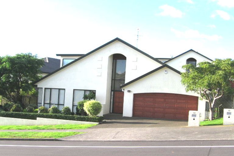 Photo of property in 1/44 Jane Eyre Drive, Somerville, Auckland, 2014