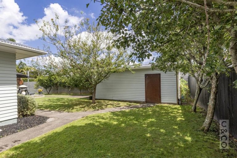 Photo of property in 15 Albert Street, Riverhead, 0820