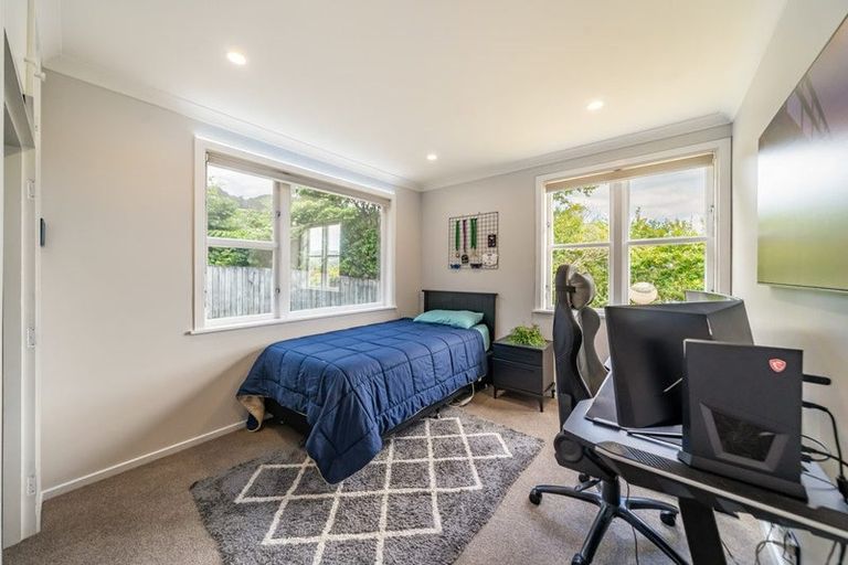 Photo of property in 71 Wyndrum Avenue, Waterloo, Lower Hutt, 5011