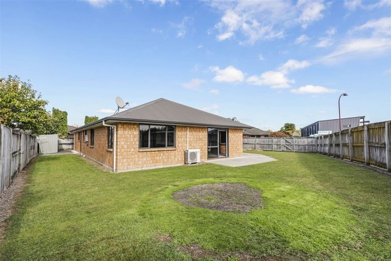 Photo of property in 64 Coleraine Drive, Rototuna, Hamilton, 3210