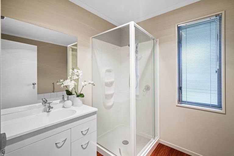 Photo of property in 15 Cressida Close, Rolleston, 7614