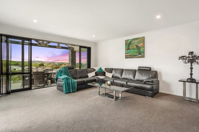 Photo of property in 104 Solan Drive, Waimauku, 0812