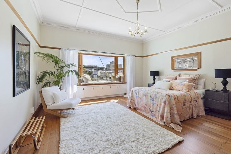 Photo of property in 25 Hawkestone Street, Thorndon, Wellington, 6011