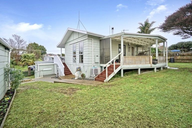Photo of property in 9 Milsom Place, Te Puke, 3119