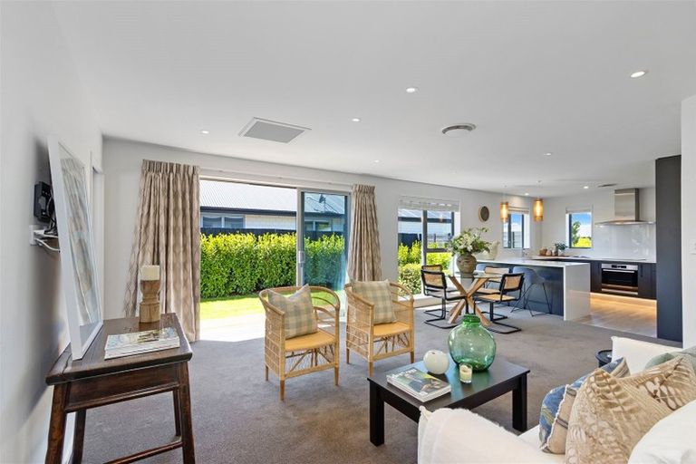 Photo of property in 58 Bradwell Crescent, Halswell, Christchurch, 8025