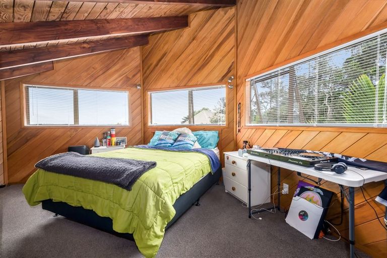 Photo of property in 24 Janome Place, Bucklands Beach, Auckland, 2014