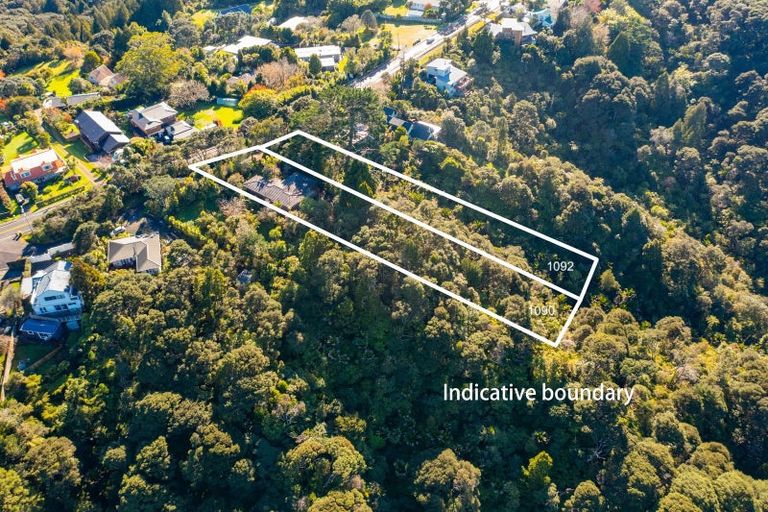 Photo of property in 1090 Scenic Drive North, Swanson, Auckland, 0816