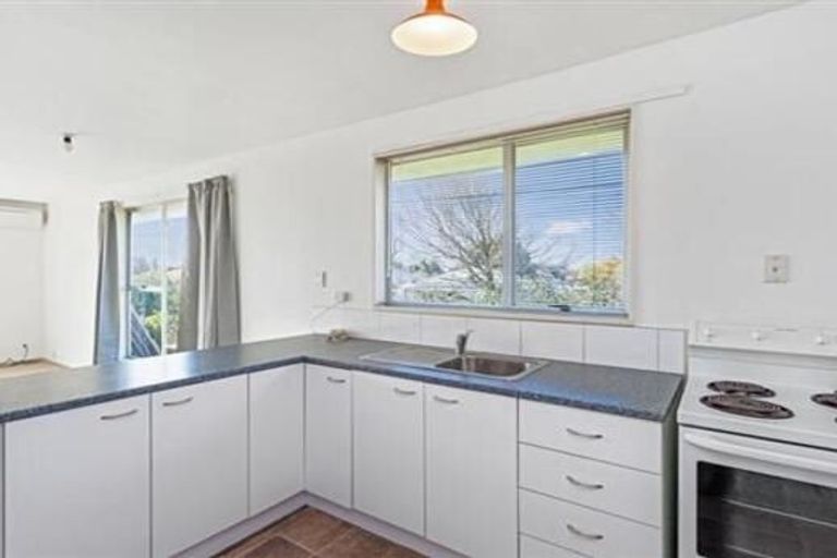 Photo of property in 2/93 Geraldine Street, Edgeware, Christchurch, 8013