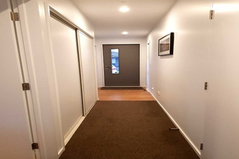 Photo of property in 30 Packard Crescent, Halswell, Christchurch, 8025