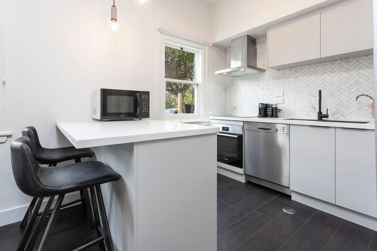 Photo of property in 1/7 Beverley Street, St Albans, Christchurch, 8014