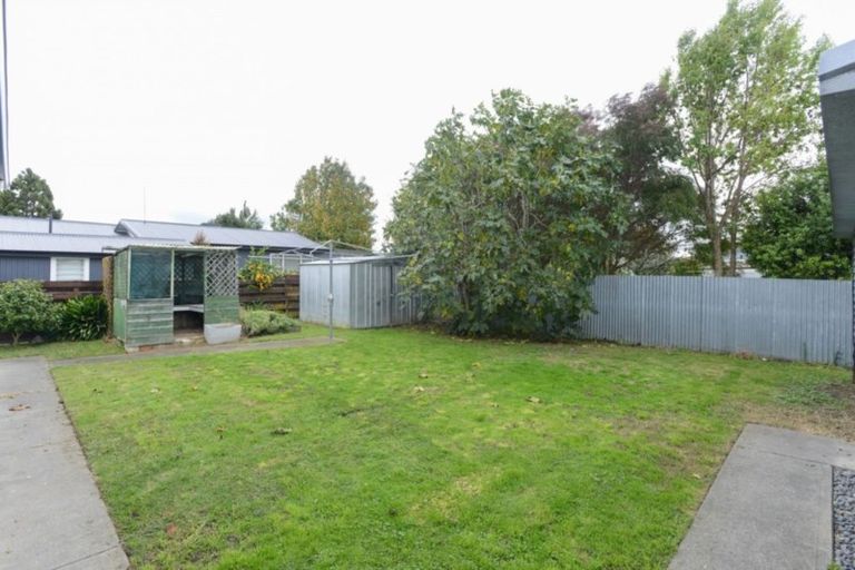 Photo of property in 1b Yeo Place, Taradale, Napier, 4112