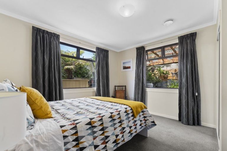 Photo of property in 91 Milton Terrace, Picton, 7220