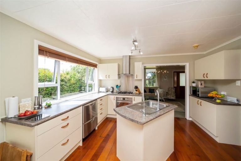 Photo of property in 31 Ngatai Street, Manaia, 4612